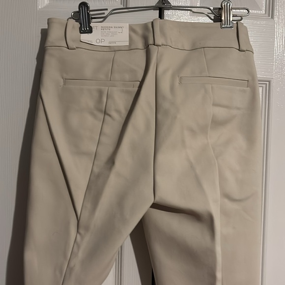 NWT LOFT modern skinny petite pants in cream size 0P - Picture 8 of 9
